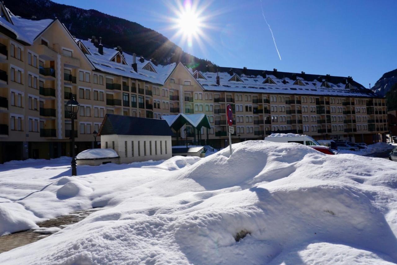 El Refugio De La Ardilla, Apartamento Canfranc-Estacion Exterior foto