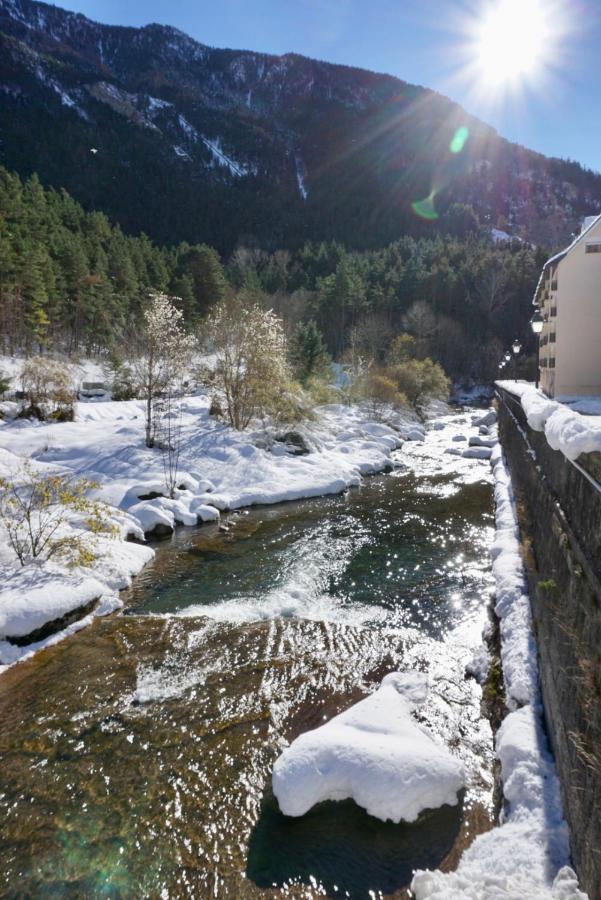 El Refugio De La Ardilla, Apartamento Canfranc-Estacion Exterior foto
